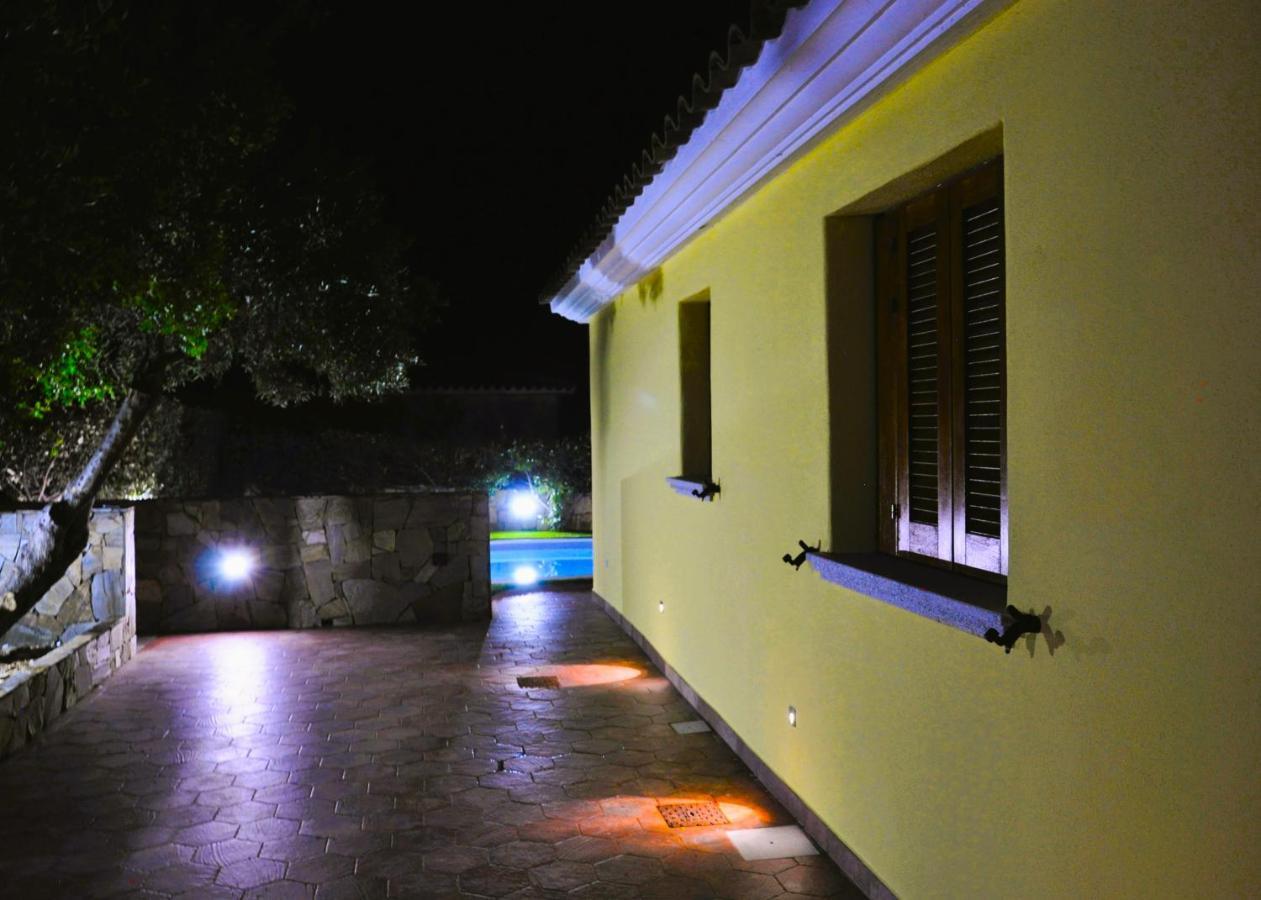 Villa Nadia Con Piscina Privata Budoni Tanaunella Kültér fotó